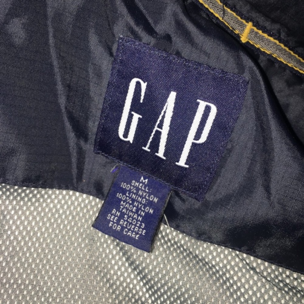 GAP RAIN JACKET
